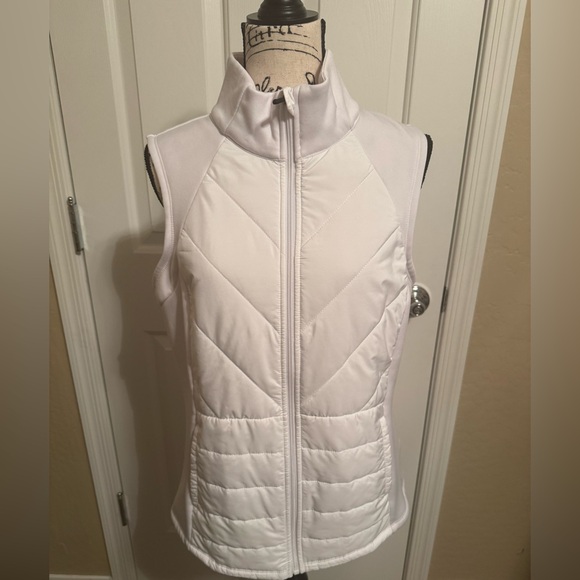Fila Jackets & Blazers - Fila Women's Quilted Fleece Lined Vest White Size XL